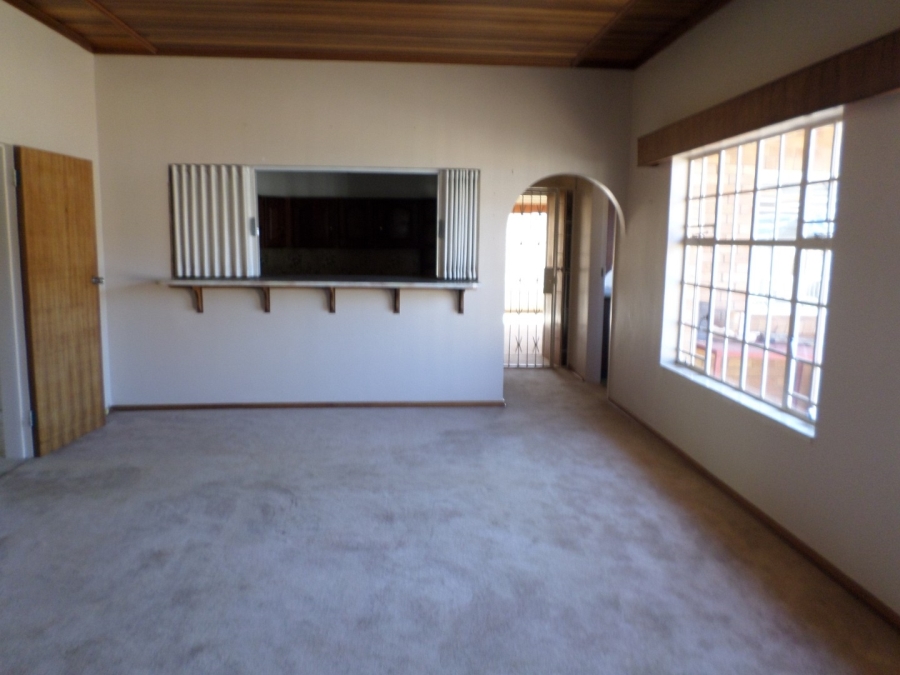 5 Bedroom Property for Sale in Ventersdorp North West